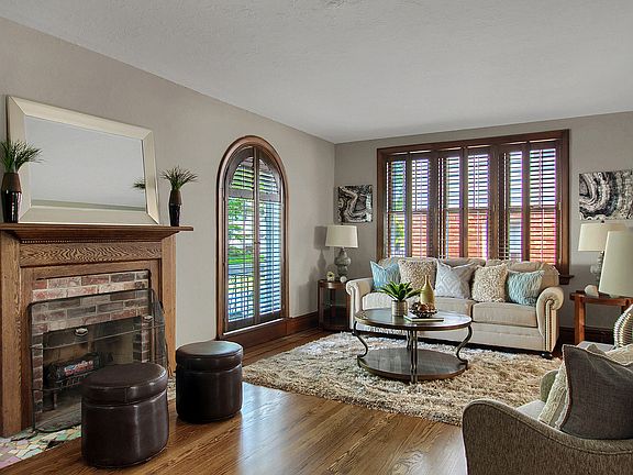 4th image of 3537 S Kingshighway Blvd