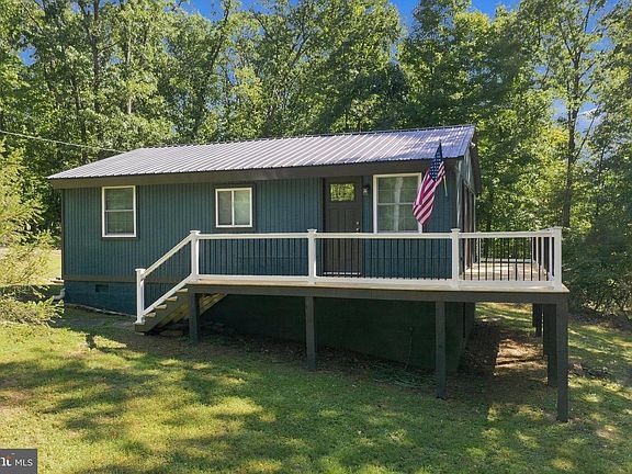 2nd image of 167 Titmouse Ln