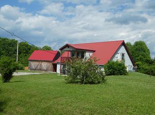 118 Crockett Cemetery Rd, Jamestown, TN 38556