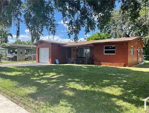 2 bed, 1258 sqft, $1,995 — Photo 2