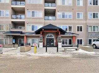 20 W Discovery Ridge Close SW #108, Calgary, AB T3H5X4