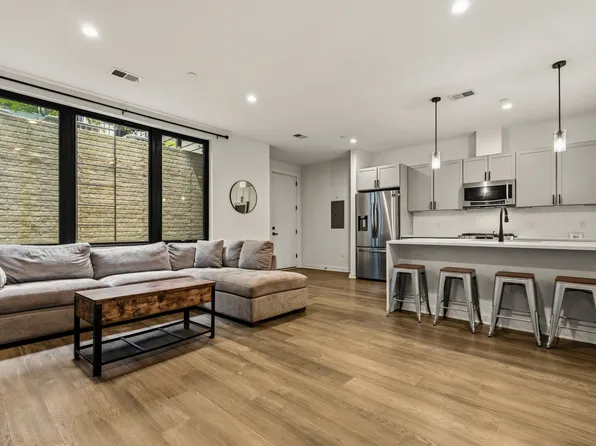 2612 University Pl NW #1, Washington, DC 20009