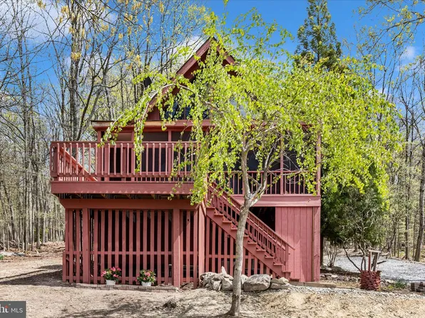 742 Skyline Trl, Harpers Ferry, WV 25425