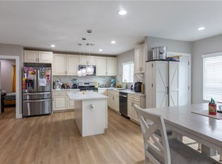 1344 Ximeno Ave, Long Beach, CA 90804