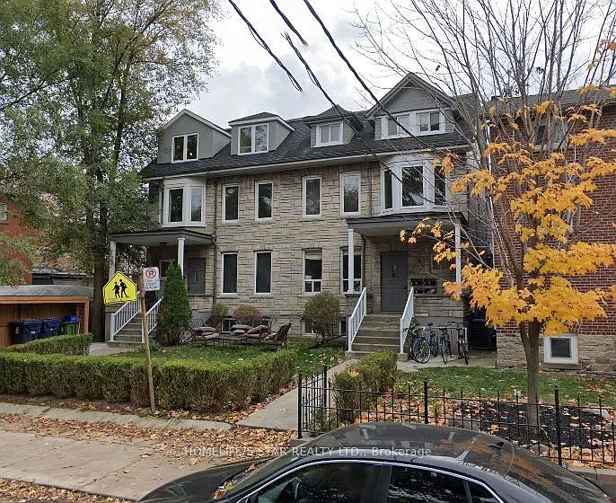 2 bed, $1,895 — Photo 1