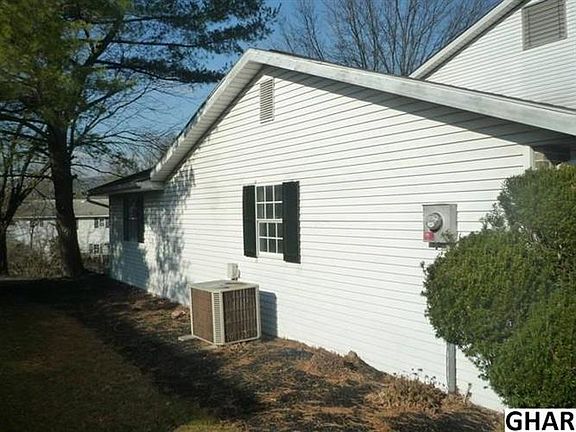 3rd image of 2114 Woodview Dr