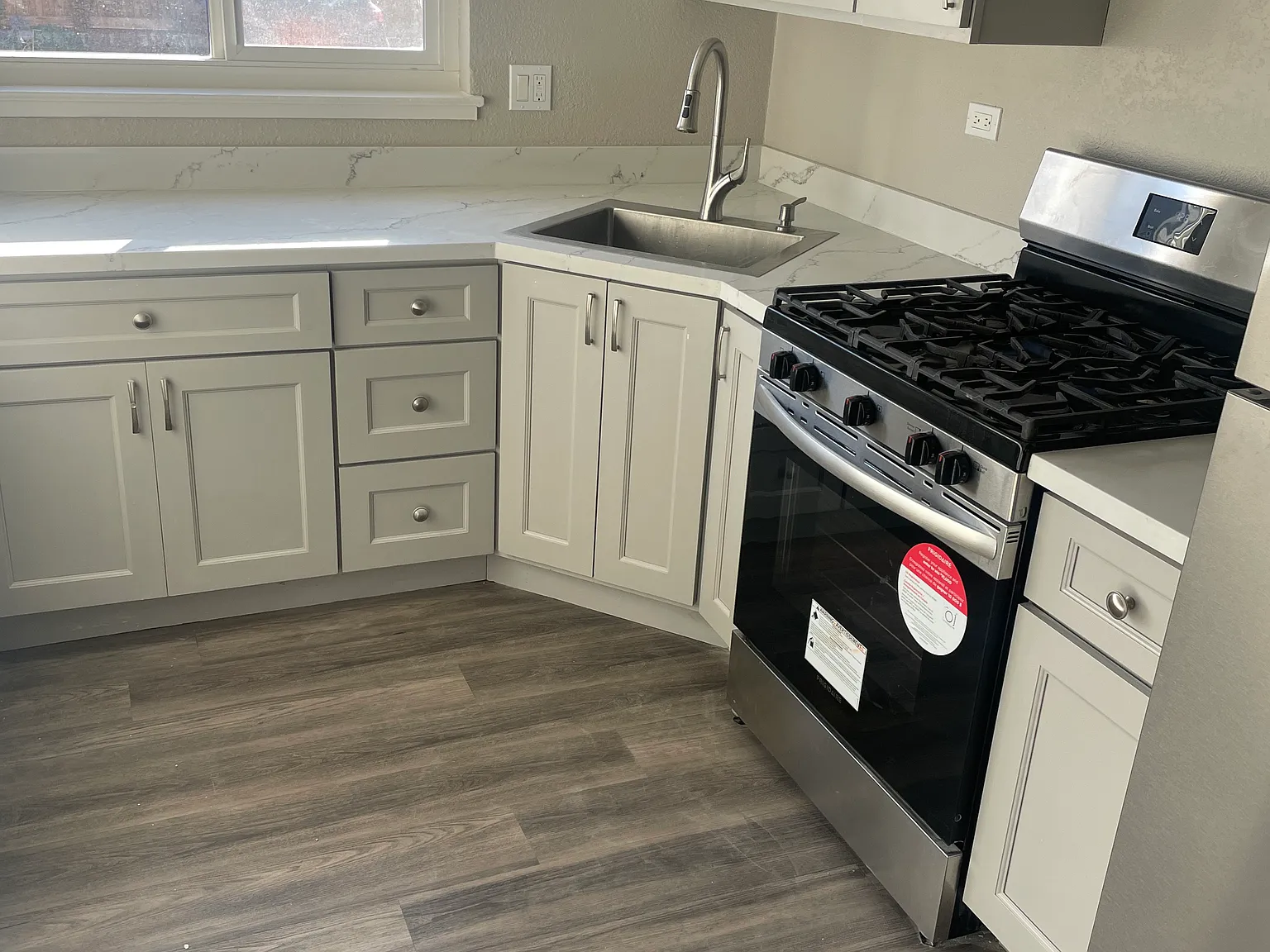 1 bed, 650 sqft, $2,973 — Photo 1