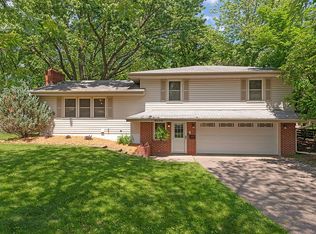 8600 Zenith Rd, Bloomington, MN 55431
