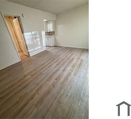 2nd image of 6476 Victoria Ave APT A