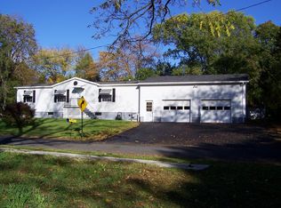 8848 Cool St, Weedsport, NY 13166