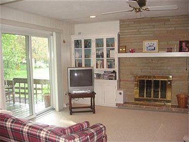 4th image of 681 Lander Dr