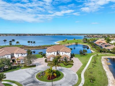 9060 Siesta Bay DR #101, Naples, FL, 34120