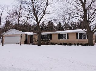 301 E Parker St, Weyauwega, WI 54983
