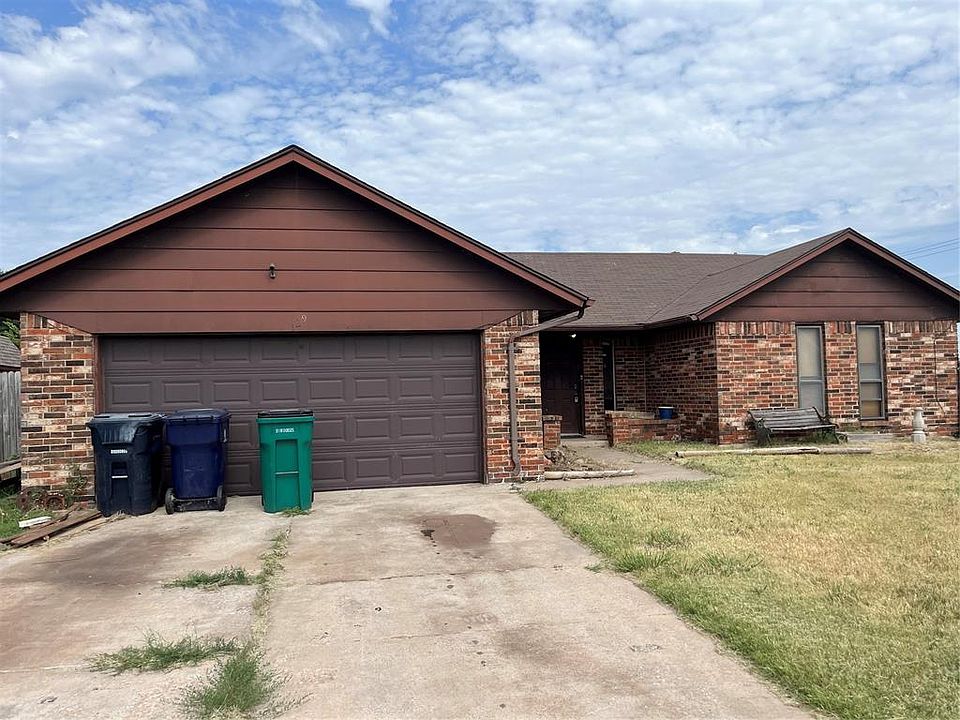 1st image of 129 Lochwood Cir