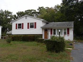 1st image of 8009 Noel St