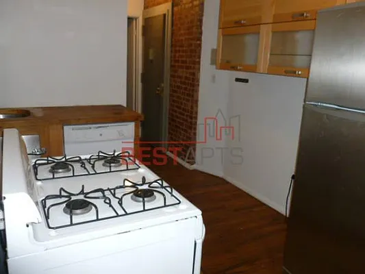 Rented by Best Apartments North Inc | media 59