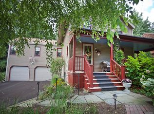 27 Hickory Ln, Cazenovia, NY 13035