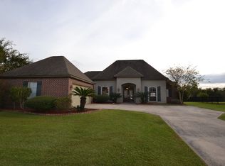 1662 Lake Pointe Ave, Zachary, LA 70791