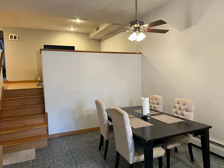 152 Chelsea St #1 — Photo 4