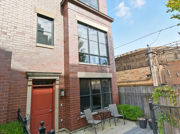 2649 N Hermitage Ave, Chicago, IL 60614