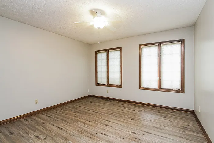 7638 Chestnut Hills Dr — Photo 10