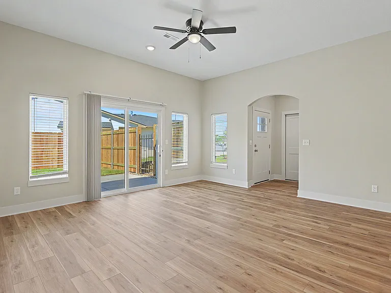 1223 SE 10th Street Ter — Photo 16