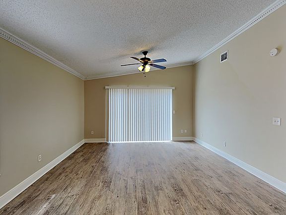 4th image of 203 Bay Head Dr