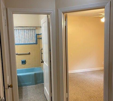 4th image of 3622 Merrill Ave