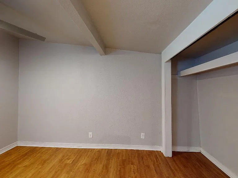 4515 Junius St — Photo 49