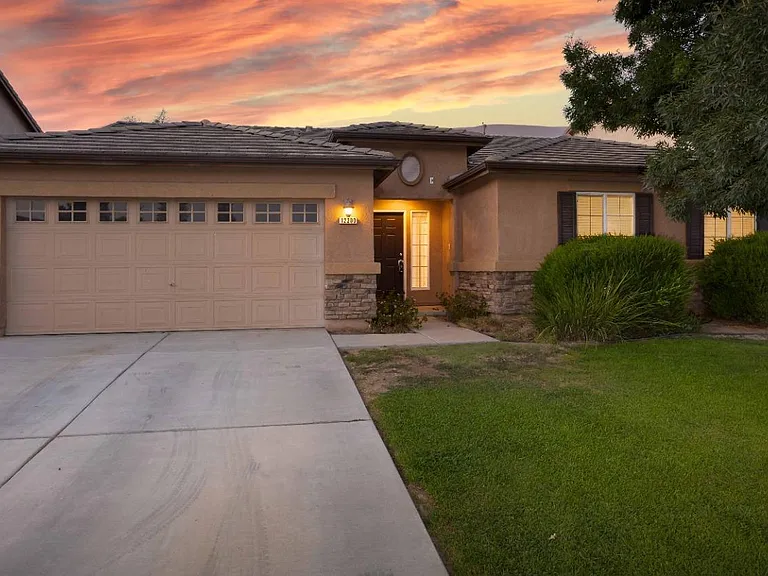 12200 Hill Country Dr — Photo 1