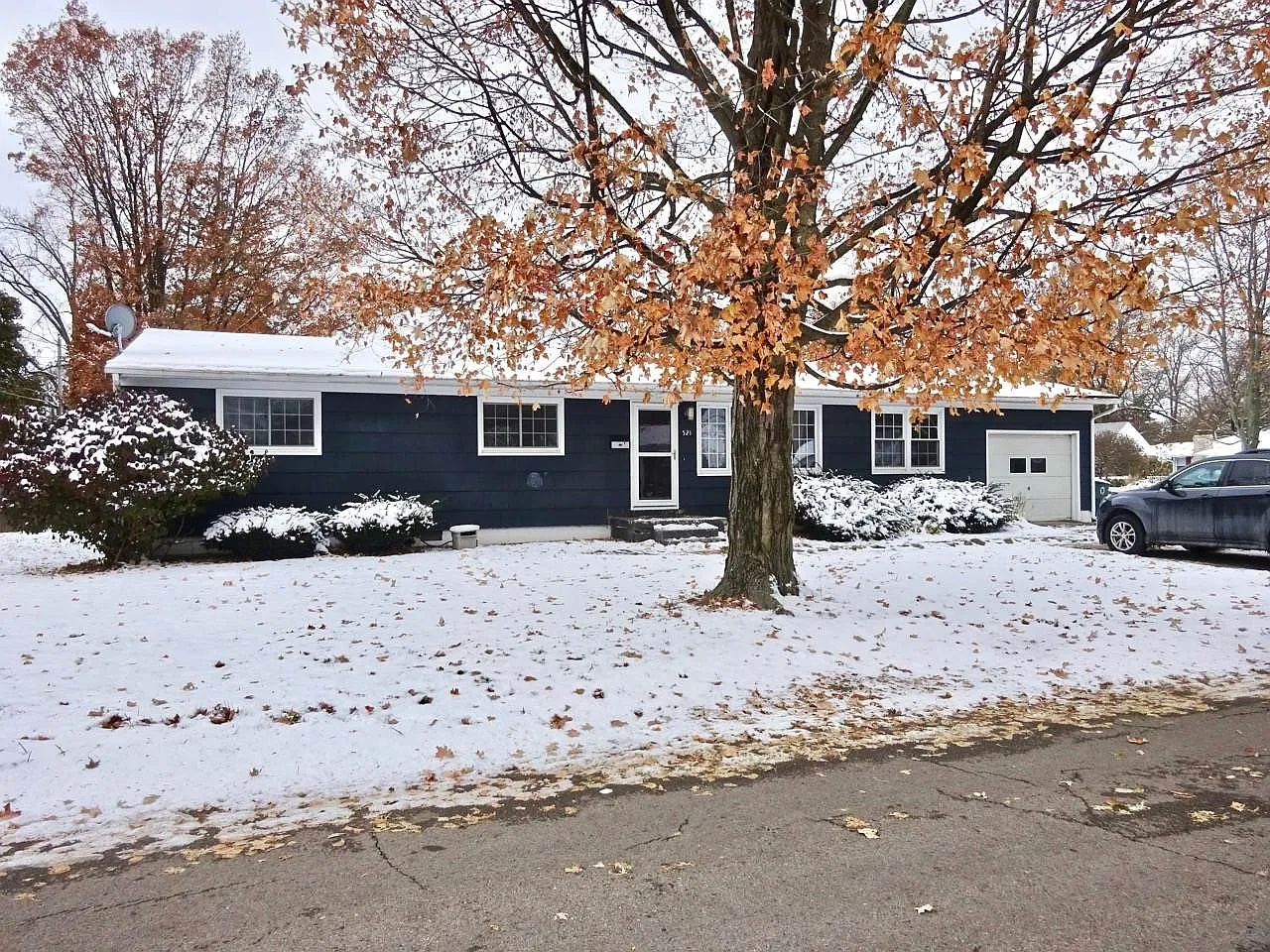 521 N Alden Rd photo 1