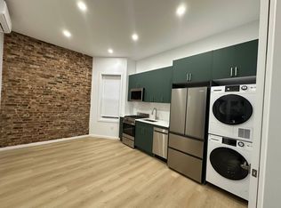 74-45 62nd St #2B, Ridgewood, NY 11385