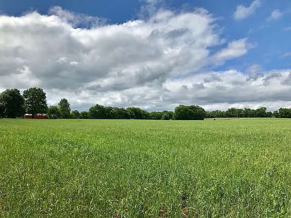 4th image of 4646 Shelbyville Hwy