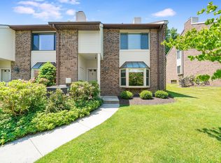 48 Elan Ln, Chesterbrook, PA 19087
