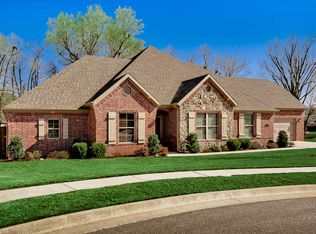 3750 N Belfast Pl, Fayetteville, AR 72704