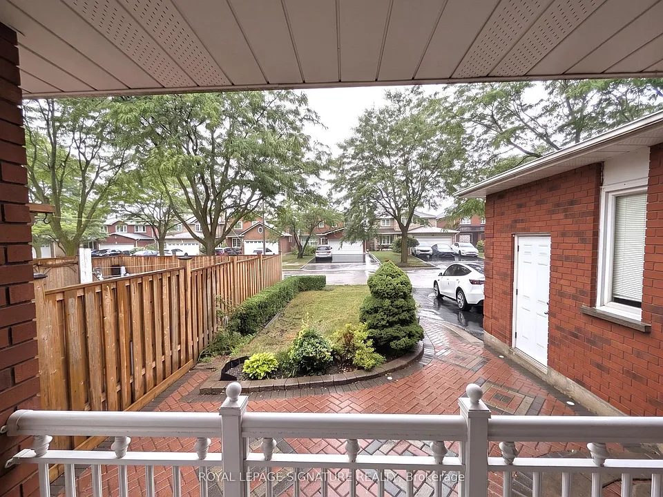 44 Bankview Cir