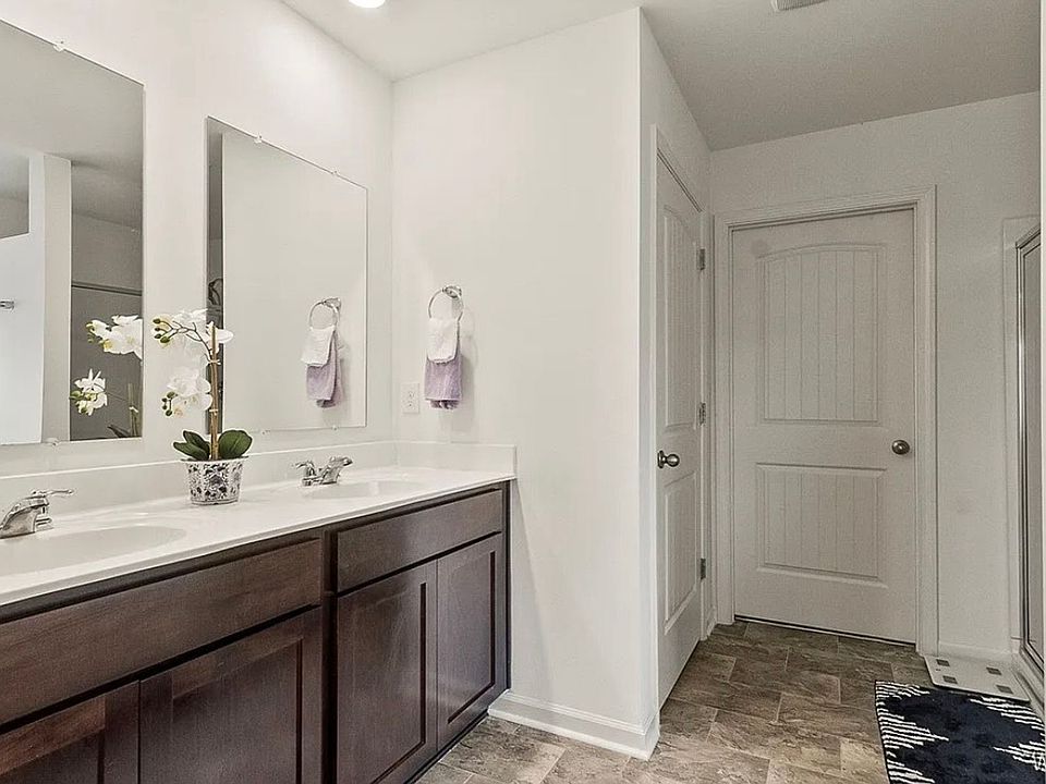 1st image of 7419 Trestle Pl
