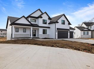 808 Walker St, Polk City, IA 50226