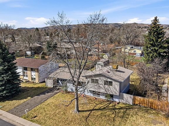 3rd image of 323 S Robb Way
