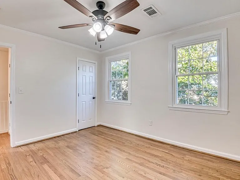 801 Monte Sano Ave #C4 — Photo 8