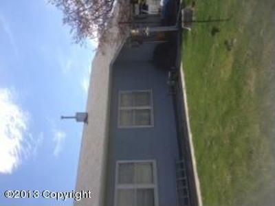134 6th Ave, Newcastle, WY, 82701