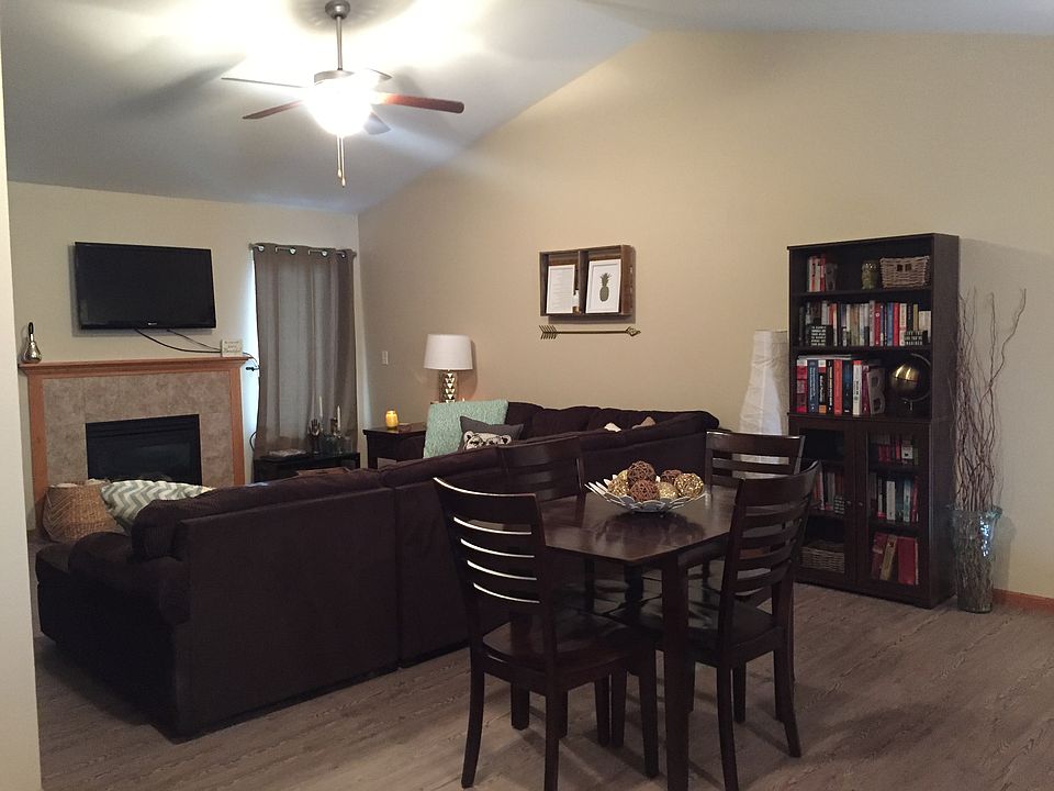 Dining/Living Room
