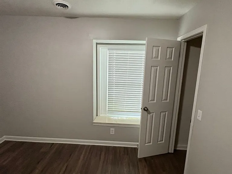 4244 Chesapeake Way — Photo 13