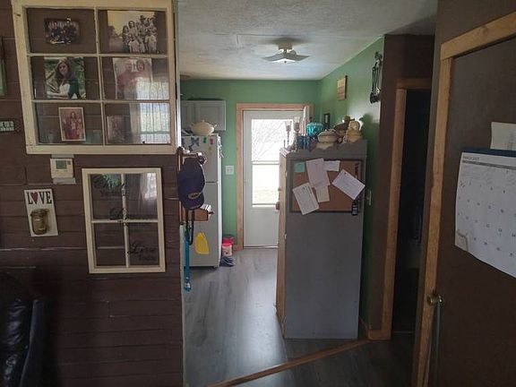 4th image of 28 Robinwood Dr