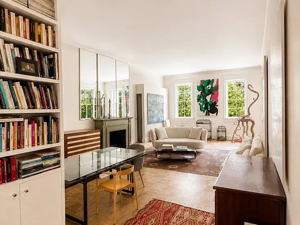 25 E 69th St #5T, New York, NY 10021