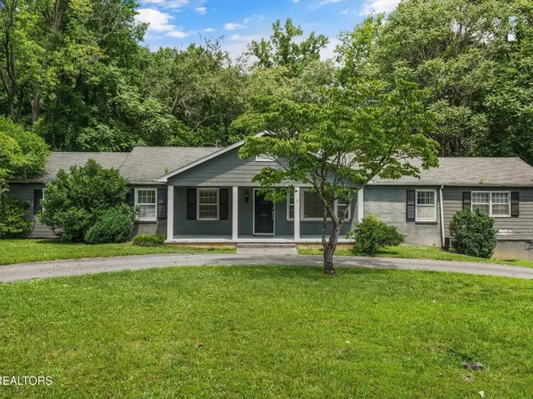 5403 E Sunset Rd, Knoxville, TN 37914