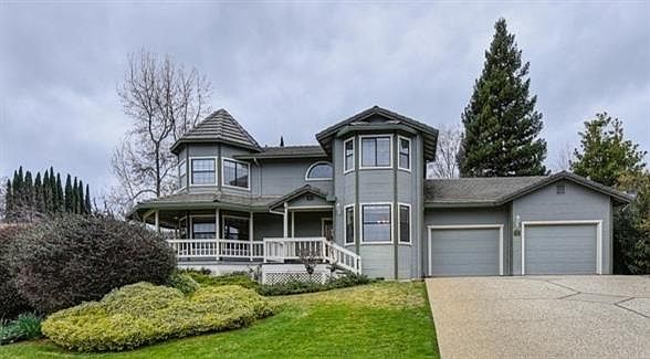 1st image of 813 Oak Crest Cir