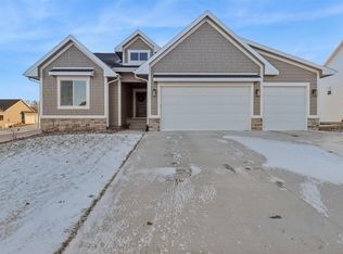 174 E Bridge Rd, Polk City, IA 50226