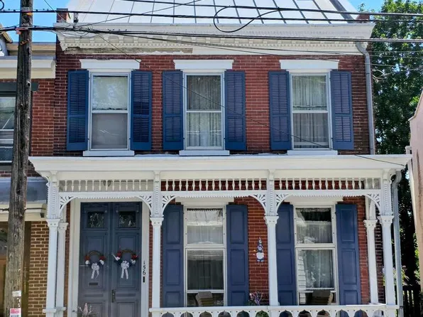 156 W South St, Carlisle, PA 17013