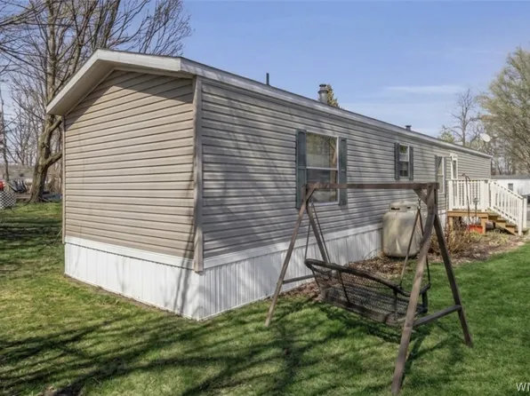 5100 Clinton Street Rd #48, Batavia, NY 14020